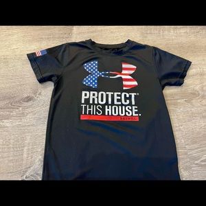 Under Armour Boys Outfit, Size 6